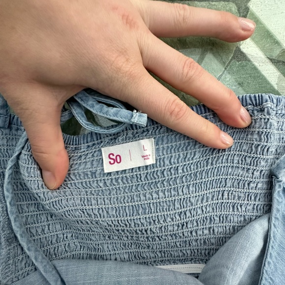 SO Women’s Large Dress - Picture 4 of 4